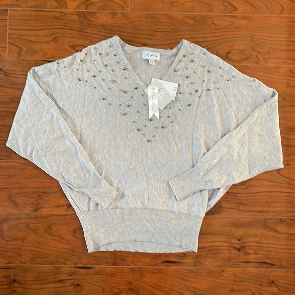 COPY - NWT Carmen Gray Studded V Neck Long Sleeve Lightweight Viscose Blend Blo…